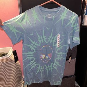 BRAND NEW Nike Men/Unisex Size Small T-Shirt (oversized look) (with tags)